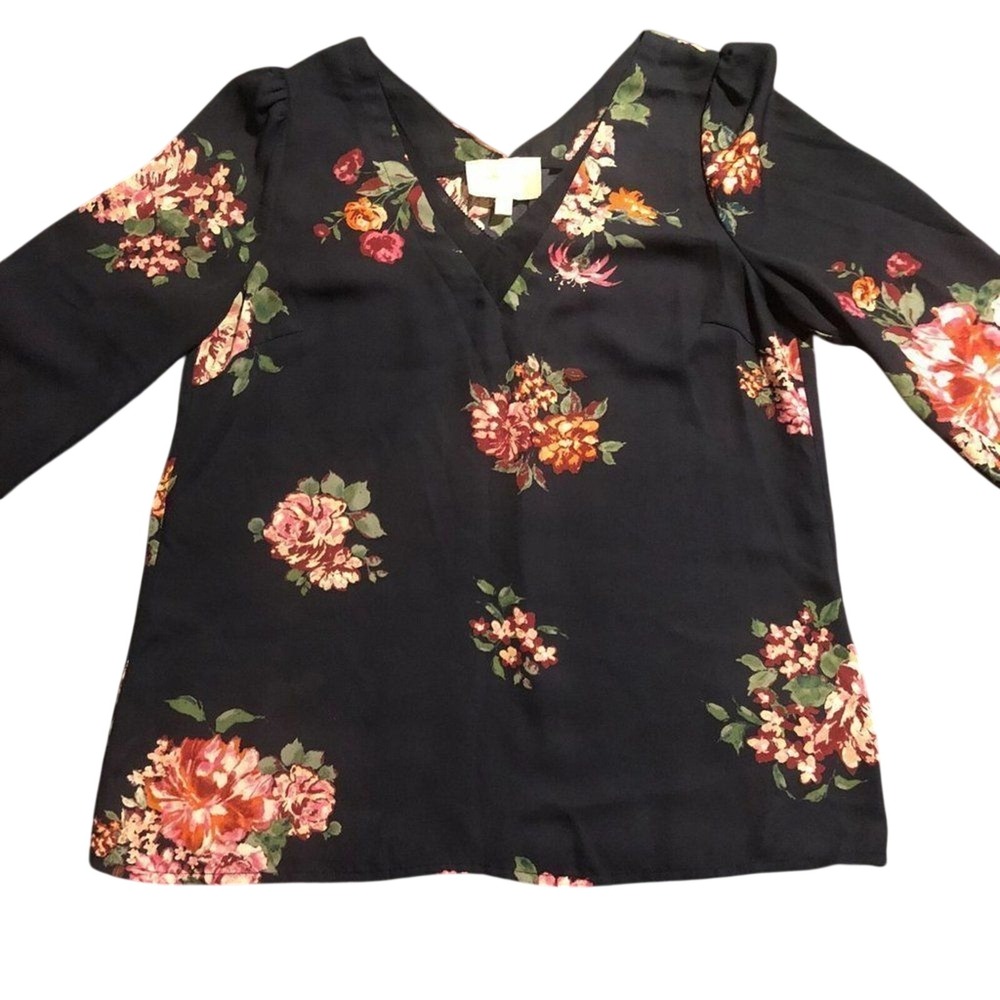 Skies Are Blue Navy Floral V-Neck 3/4 Sleeve Blouse Top Style 34374 Womens Small